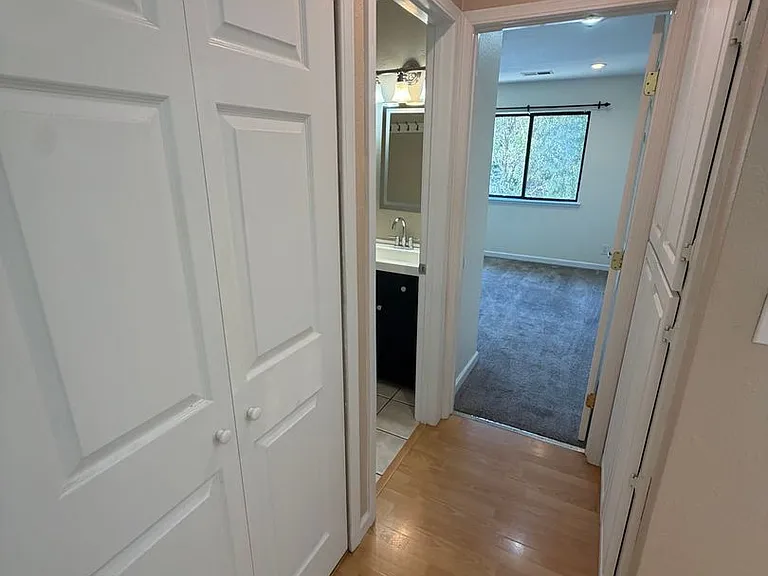 2827 Monument Blvd #24 — Photo 11