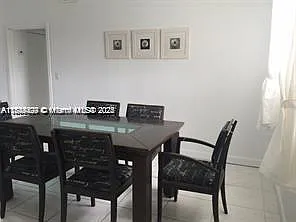 250 S Shore Dr #5 — Photo 4