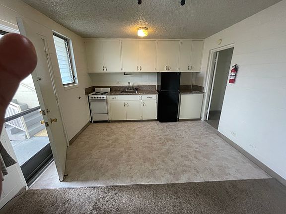 4th image of 810 Kaaloa St #2