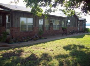 743 S G Ln, Graford, TX 76449