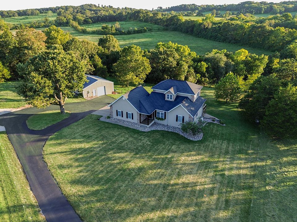 1st image of 4446 Findley Road