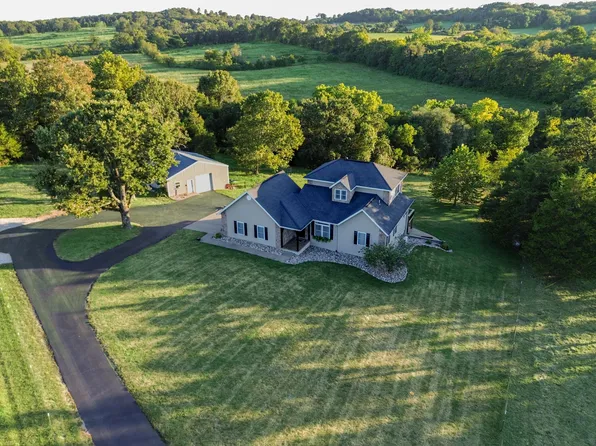 4446 Findley Road, Macomb, MO 65702