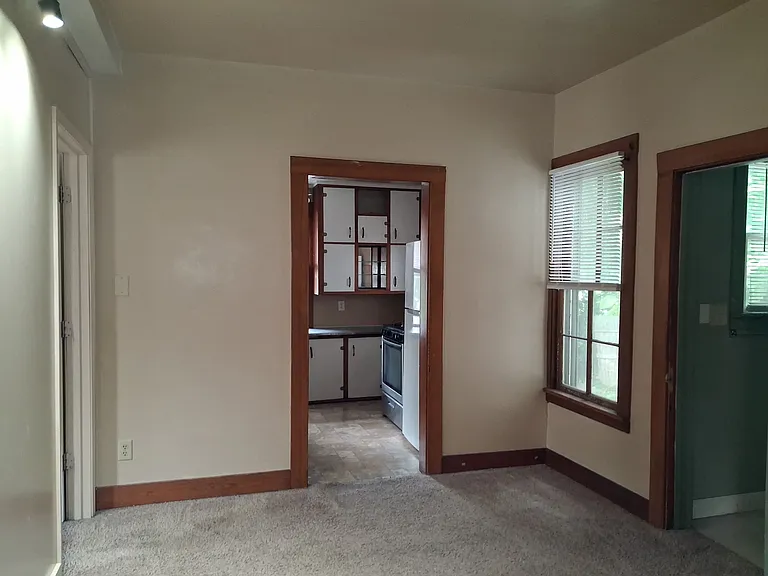 205 E Phoenix Ave #1 — Photo 16