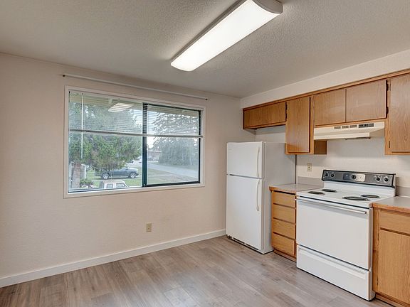 2nd image of 1084 SE 4th Ave APT 203