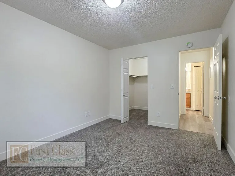 17140 SW Heritage Ct #138 — Photo 10
