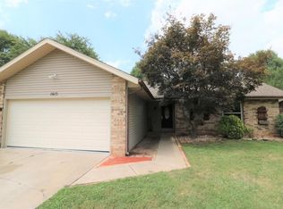 1615 W Winchester St, Springfield, MO 65807