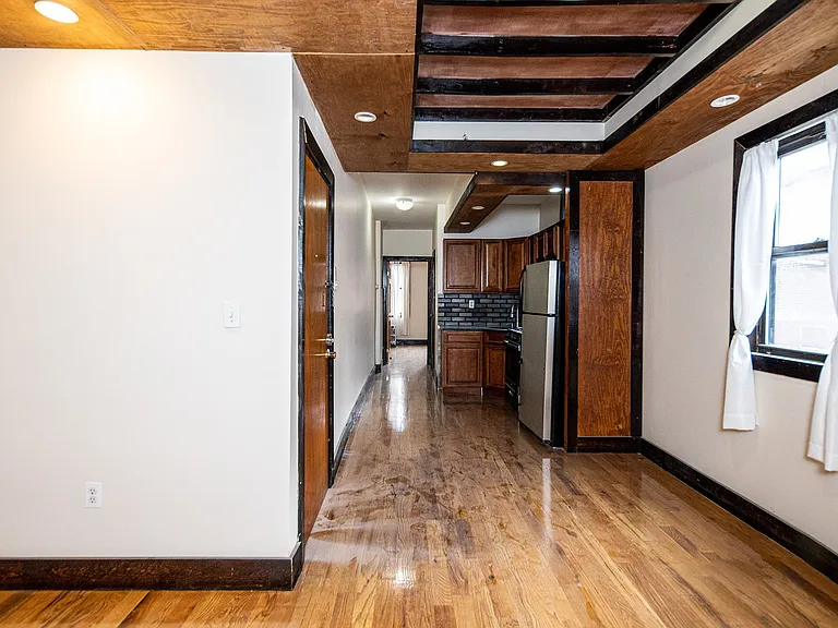 88 Starr St #2R — Photo 15
