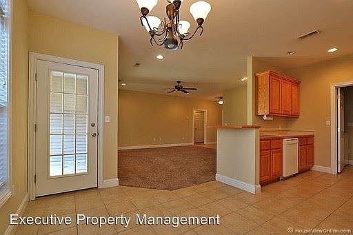 1st image of 4693 Greenwood Cir