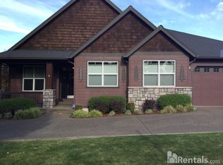 19375 Orchard Grove Dr, Oregon City, OR 97045