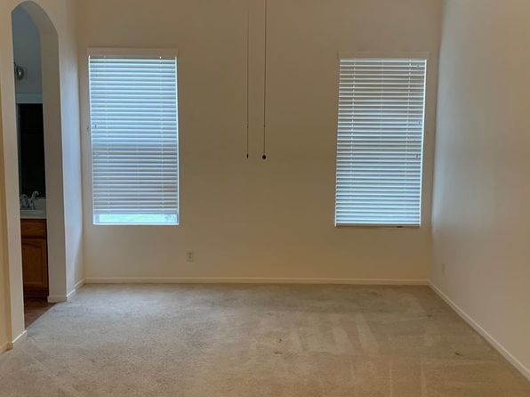 1660 Gill Dr, Dixon, CA 95620