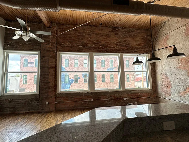 139 S Huron St #205 — Photo 2