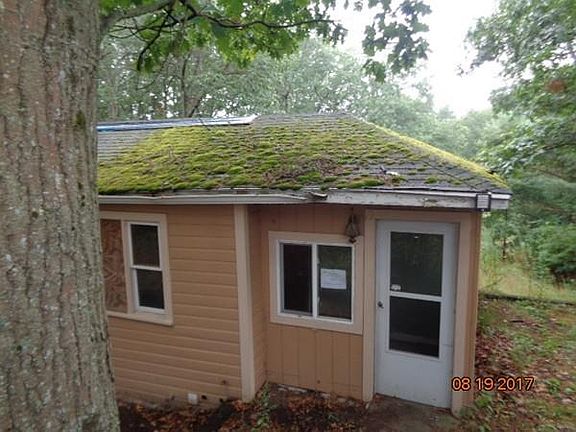 2nd image of 15 Hilldale Ave