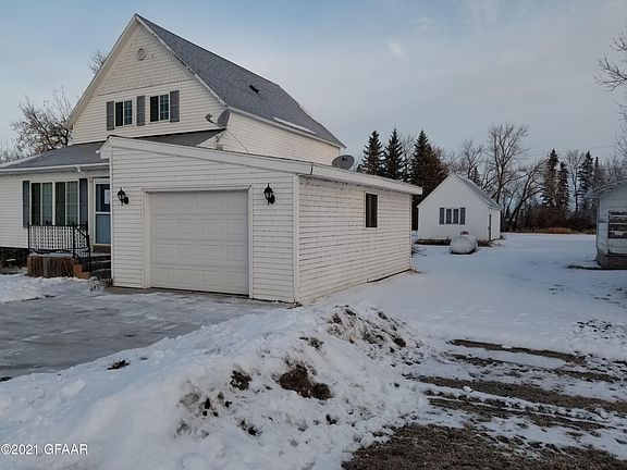 2nd image of 213 Winnifred St