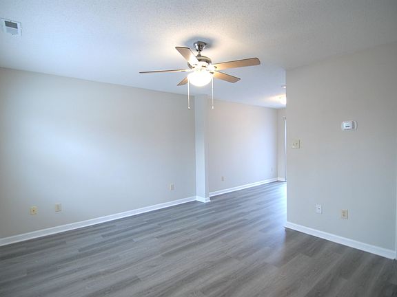 4th image of 203-221 S 11th St #211