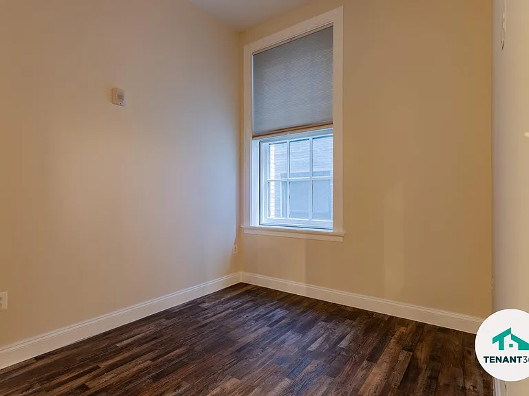 8 E Fayette St #403 — Photo 6