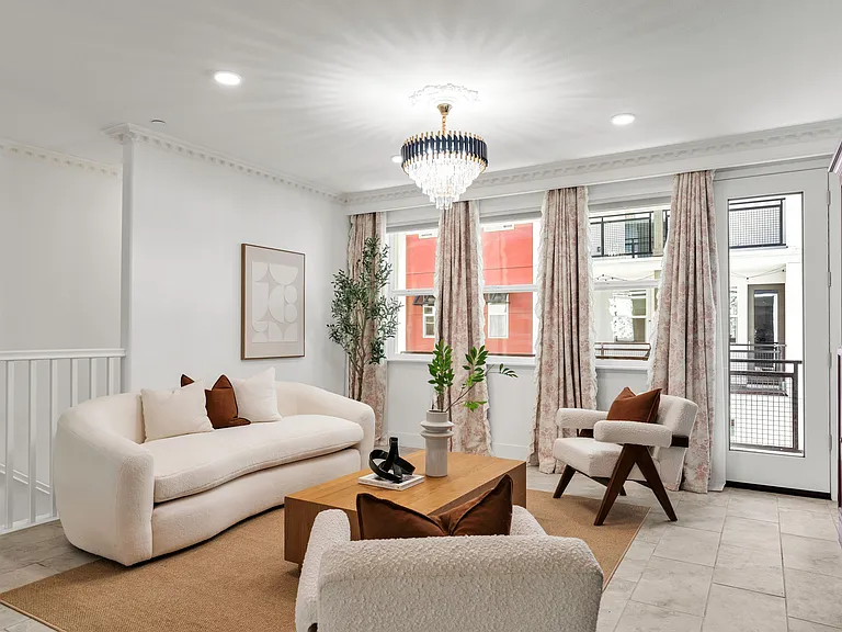 223 Baja Rose St — Photo 15