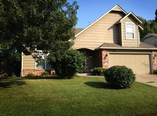 1705 W El Paso St, Broken Arrow, OK 74012