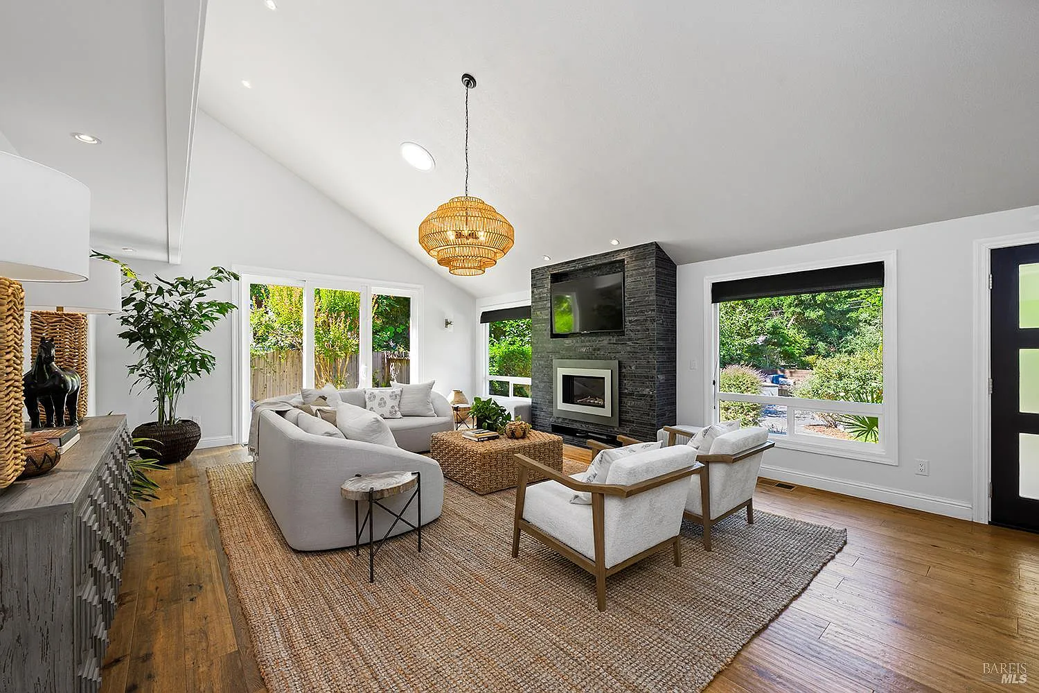 1225 Garden Lane - Photo 5