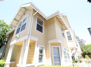 1045 Santa Maria Ct, Oakland, CA 94601