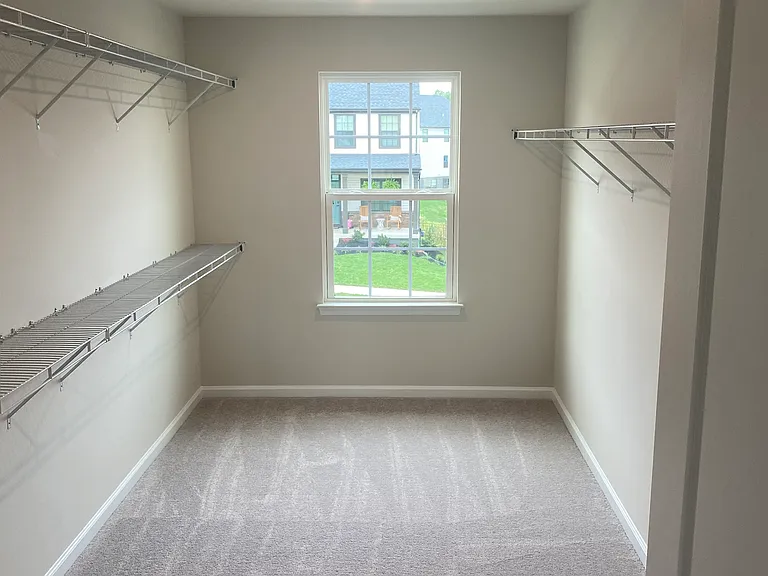 1009 Headquarters Way — Photo 18