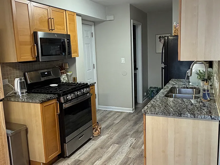 410 Tanglewood Ct — Photo 8