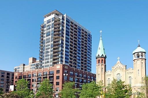 1st image of 210 S Des Plaines #605