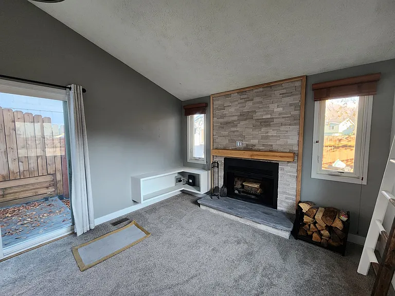 11931 Copper Mountain Dr — Photo 3