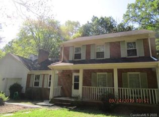 701 Bethune Pl, Matthews, NC 28105