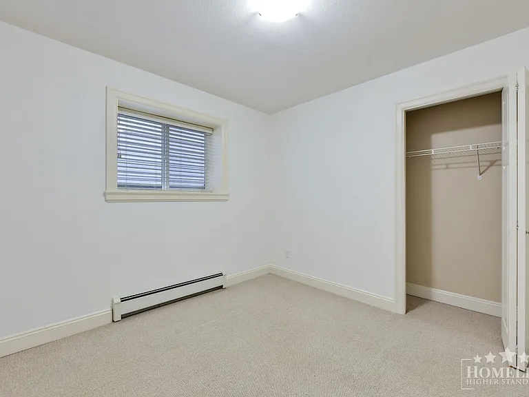 6129 148th St #BASEMENT — Photo 13