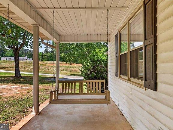 5th image of 3982 Pool Rd