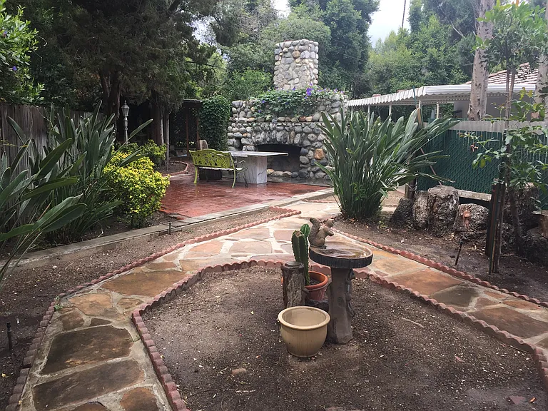 2195 S Los Robles Ave — Photo 12