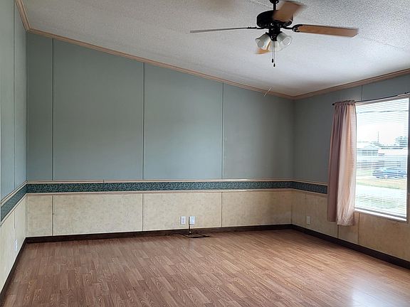 5th image of 2414 Salmon St