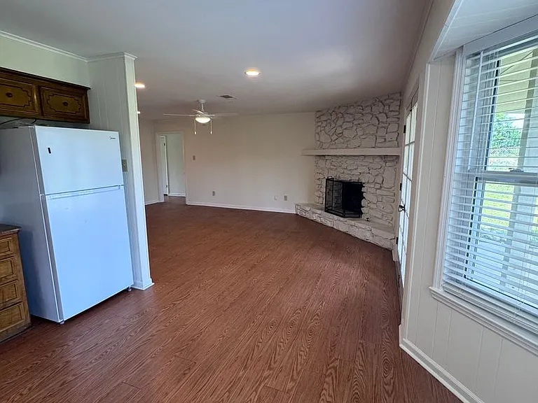 1115 Briar Creek Rd — Photo 34