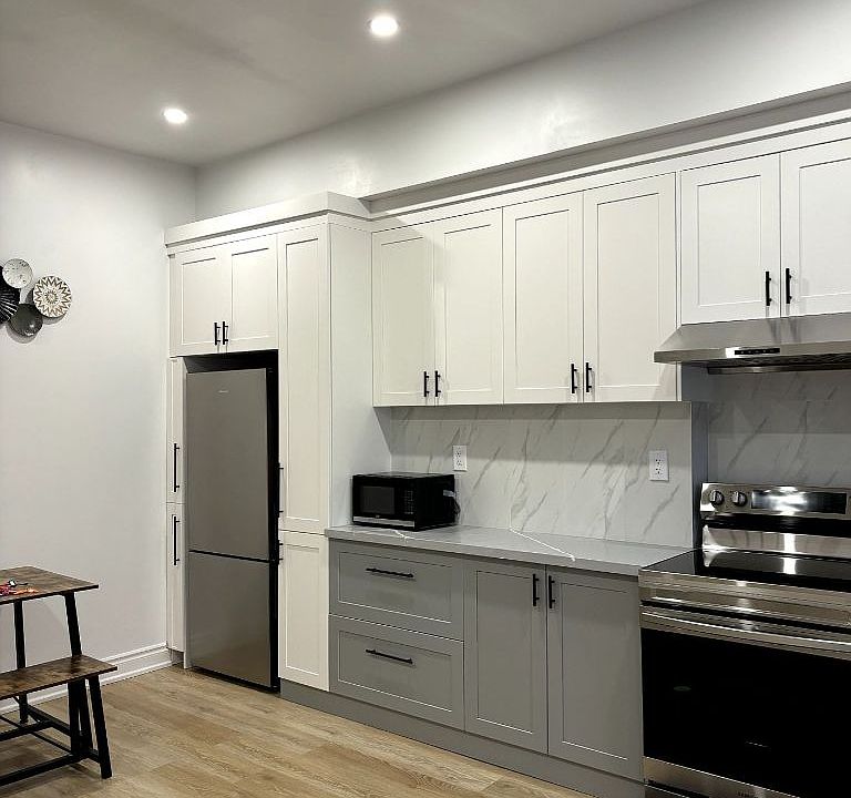 1st image of 337 Mutual St #202