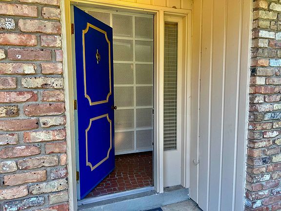 2nd image of 6423 Constance Ave