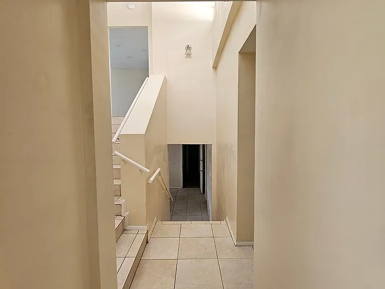 2818 SW 2nd Ave — Photo 22