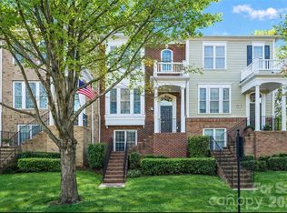 925 Lyndley Dr, Fort Mill, SC 29708