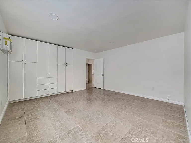 6735 Elmer Ave #9 — Photo 19