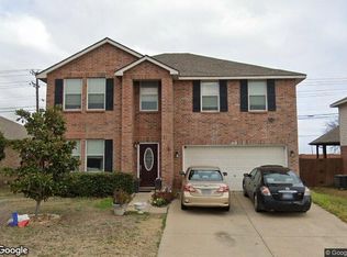 2028 Swenson Ct, Grand Prairie, TX 75052