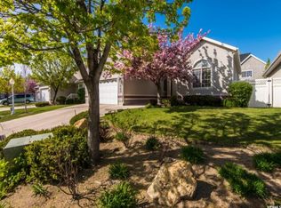 7069 S Village Ct, Midvale, UT 84047