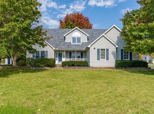 4008 Raleigh Ave, Bettendorf, IA 52722