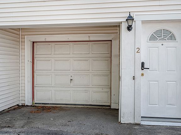 3rd image of 54 Gates St APT 2