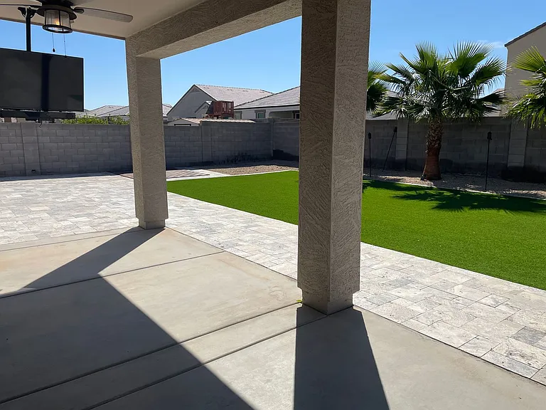 38205 W Montserrat St — Photo 33
