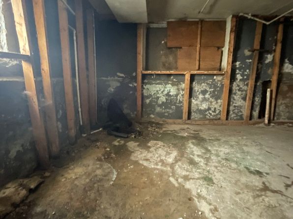 chicago-illinois-441098202 picture