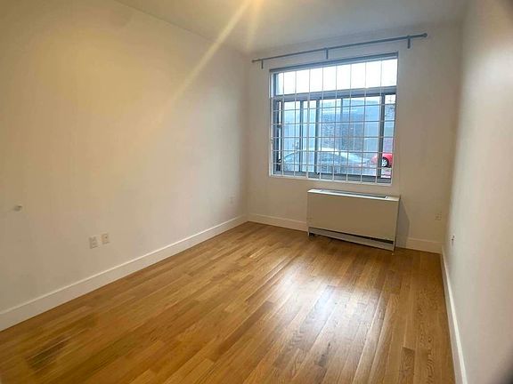 5th image of 806 Bergen St #104