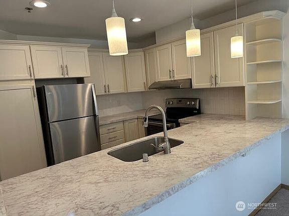 2nd image of 1684 152nd Avenue NE #W307