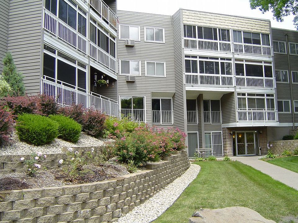 Front Entrance to Building