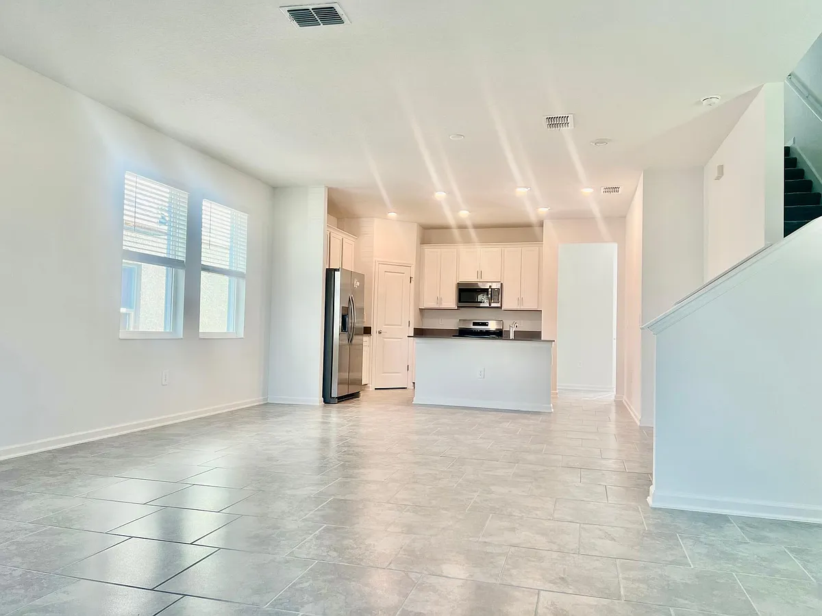 Building Photo - 6068 Blissful St