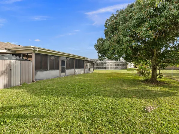 2146 SE Dolphin Road, Port St Lucie, FL 34952