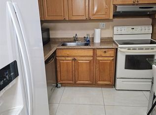 5950 Del Lago Cir APT 308, Sunrise, FL 33313